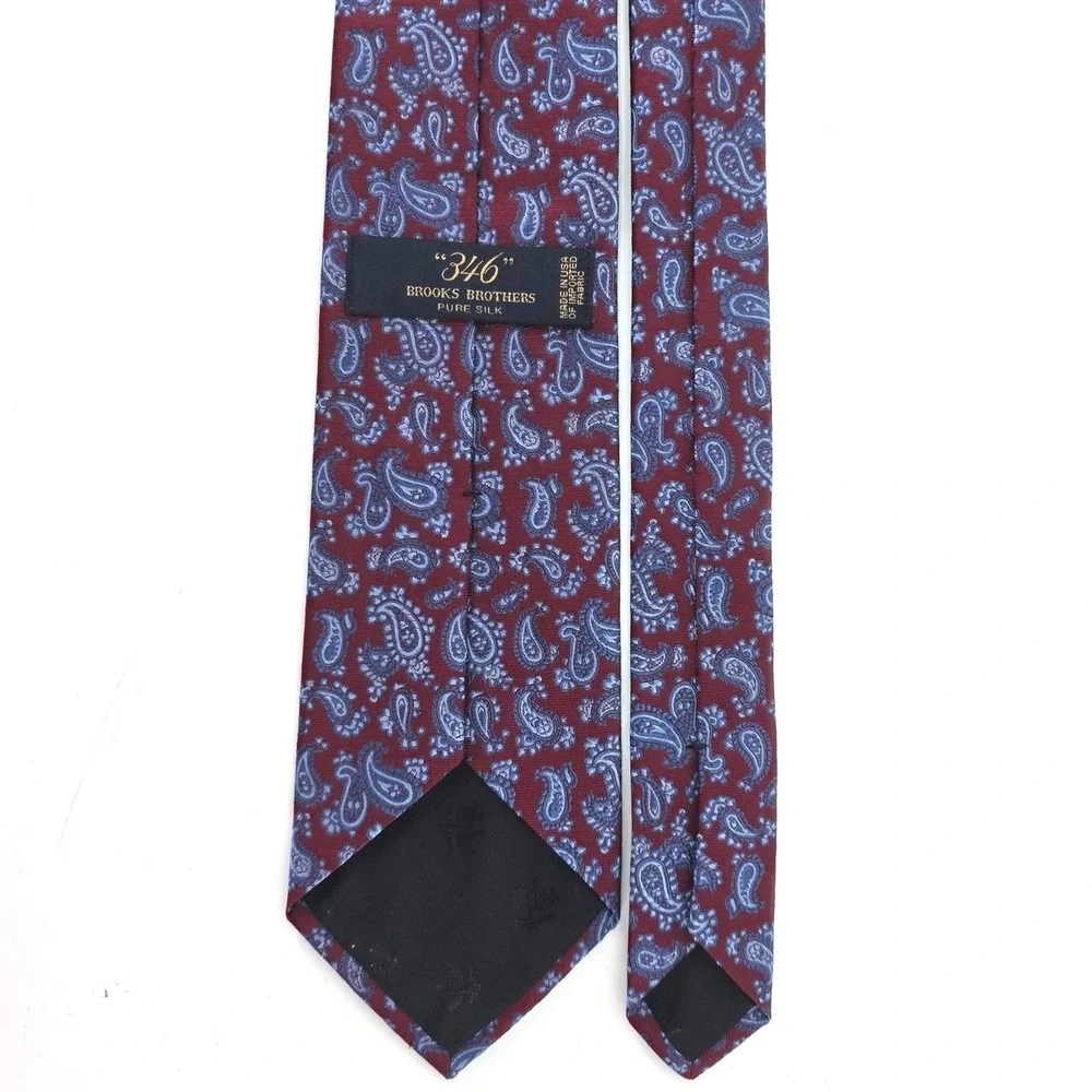 Brooks Brothers 346 Mens Pure Silk Paisley Tie Burgundy Blue Made in USA Preppy